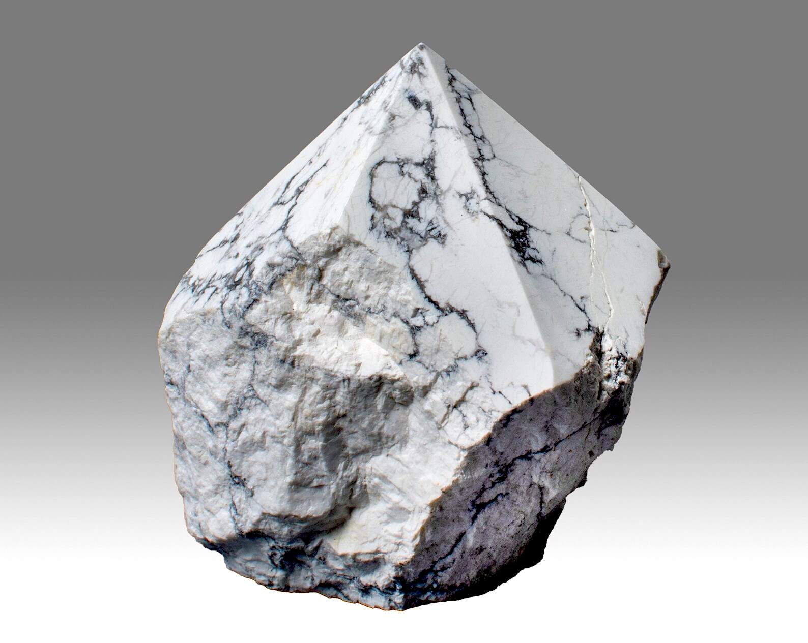 Healing Properties of Howlite